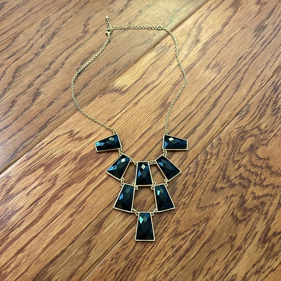 Jewelry - Bold gold and black necklace.